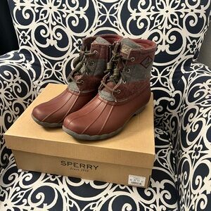 Sperry Saltwater Varsity Wine Boots